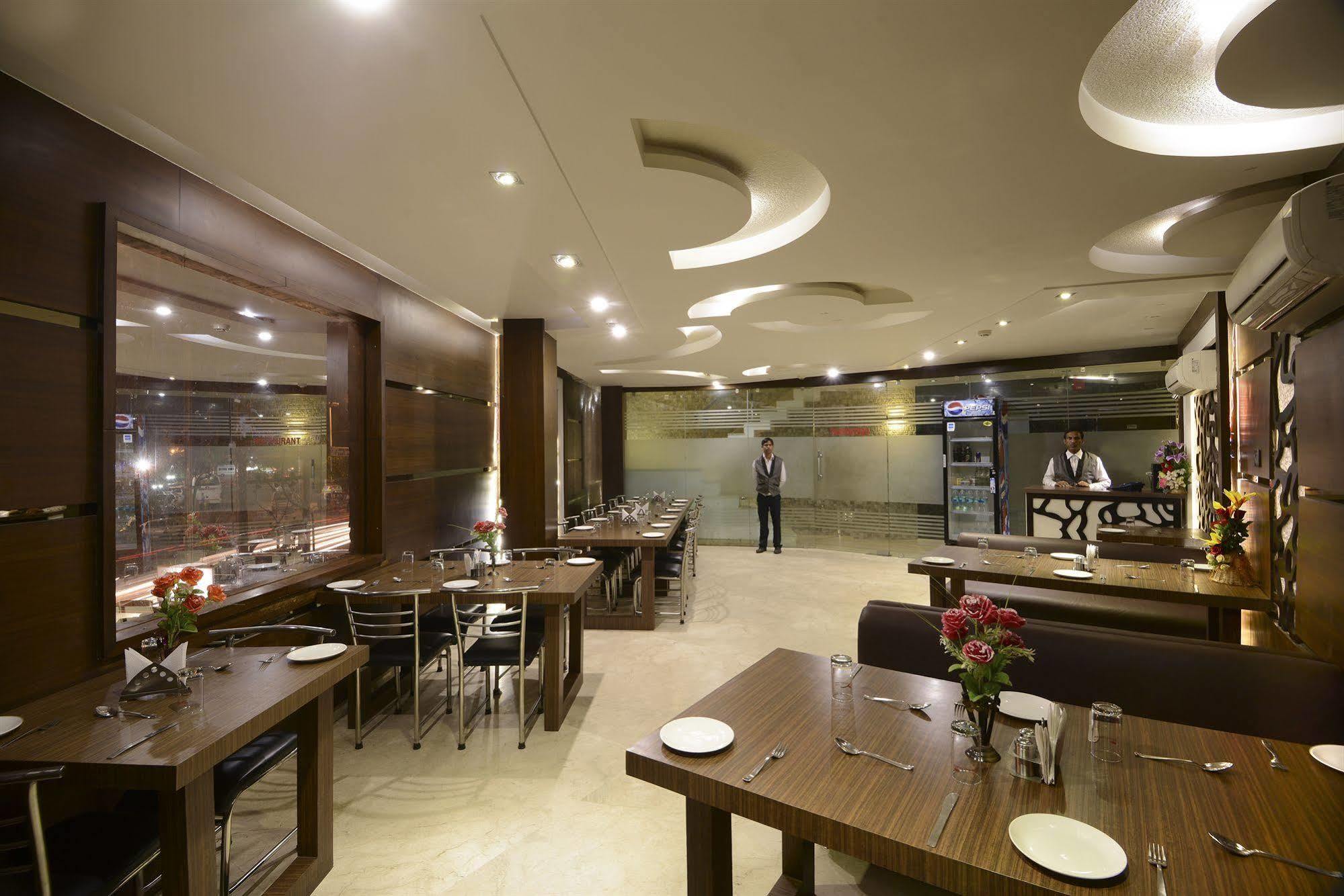 Fabhotel Plus Maniram Palace Agra  Exterior foto
